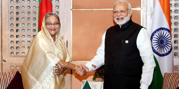 भारत और बांग्लादेश ने किए सात समझौते पर हस्ताक्षर