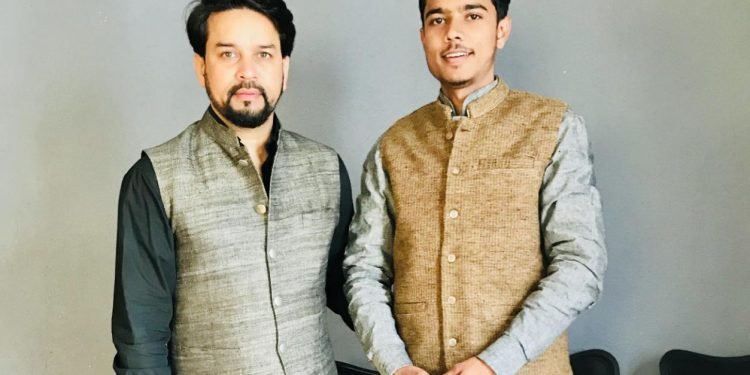 Naman sharma kota with Anurag Thakur