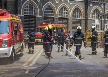 Coronavirus COVID-19 लेटेस्ट अपडेट, महाराष्ट्र का हाल बेहाल Media Hindustan