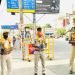 नमन शर्मा सहित BJP युवा मोर्चा के सदस्यों ने कोरोना रक्षक पुलिस कर्मियों का माल्यार्पण कर सम्मान किया