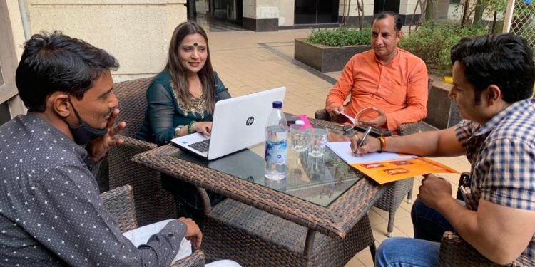 NAMASTE PEOPLE FOUNDATION का विशेष सत्र कार्यक्रम संपन्न,जानिए क्या कहा ज्योतिषी रितु सिंह ने