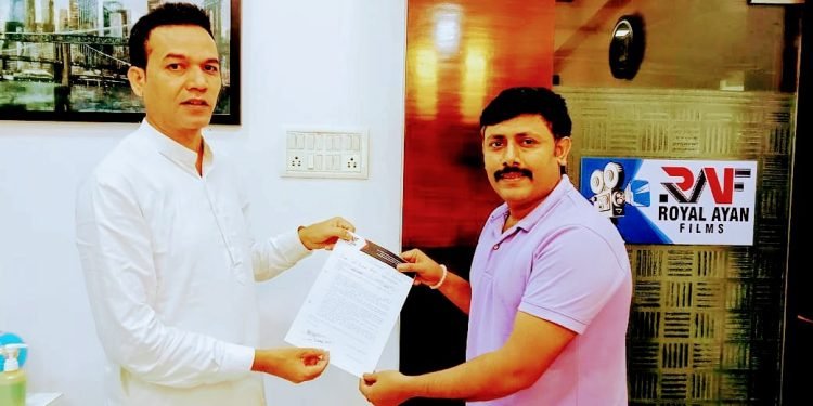 Actor Vivek Kumar Singh