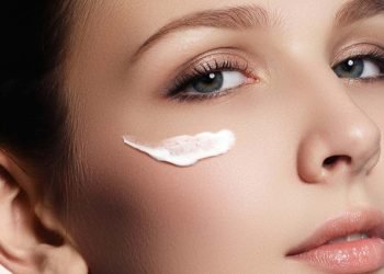 attention while applying night cream