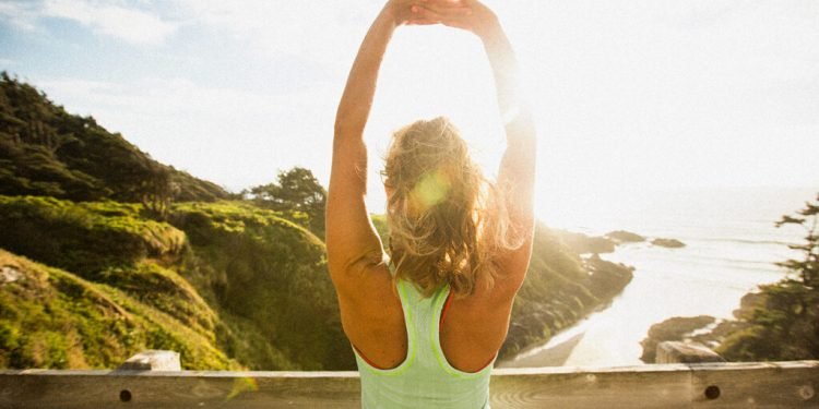 Benefits of Mild Sunlight : हर दिन तेज धूप में बैठने के कई फायदे हैं