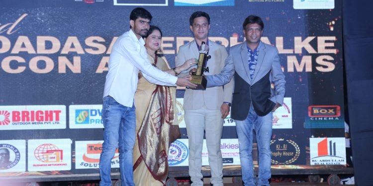 Qaseem Haider Qaseem को मिला दादा साहेब फाल्के आइकॉन अवार्ड फ़िल्मस 2021