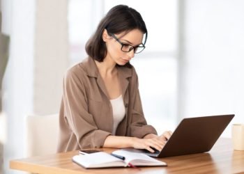 Work From Home –  बच्चों के साथ रहकर वर्क फ्रॉम होम करना मुश्किल हो जा रहा है, तो यह पढ़िए