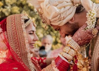 Katrina – Vicky Wedding : सभी की मौजूदगी में खुशी का मौका था कैटरीना विक्की की शादी