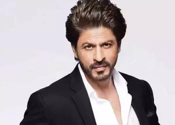Shah Rukh Khan is Back – कई महीनों के बाद नजर आए बॉलीवुड के किंग खान