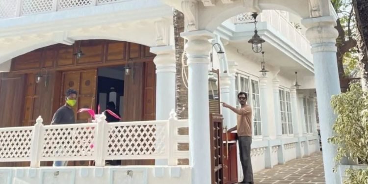 Nawazuddin Siddiqui New House – अभिनेता नवाजहुद्दीन सिद्धिकी इनका मुम्बई का अलीशान महल