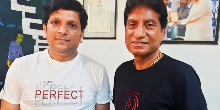 Akhil Parashar Dhananjay Thaye Thaye
