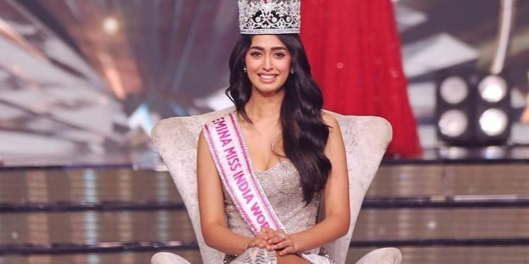 Miss India 2022 winner Sini Shetty
