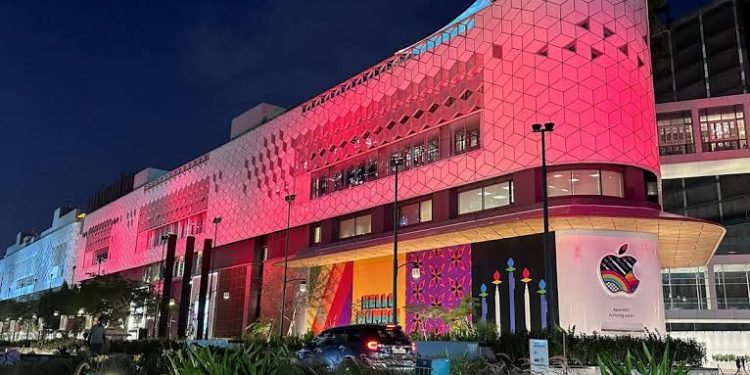 Apple Store in Mumbai 