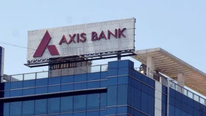 Mumbai एक्सिस बैंक को लगा 22.29 करोड रुपए का चुना