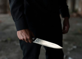 Mumbai के Malabar Hills में पति ने चालू से गला रेत करदी पत्नी की हत्या