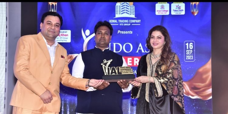 जानिए कौन है गोल्ड मेडल प्राप्त Astrologer Praveen Kumar Joshi