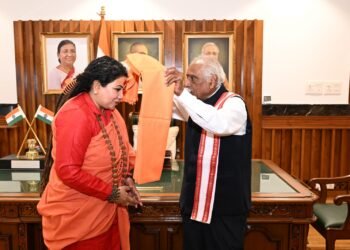 महामंडलेश्वर संजनानंद गिरी