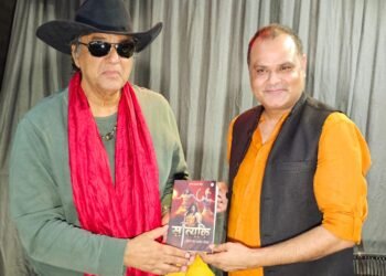 मुकेश खन्ना ने किया 'सात्यकि द्वापर के अजेय योद्धा' पुस्तक का लोकार्पण