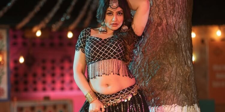 गोरी नागोरी का जीवन परिचय