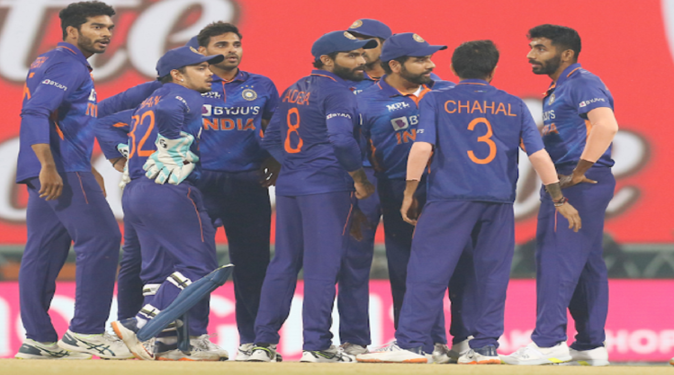 India won its 10th consecutive T20 match by defeating Sri Lanka by 62 runs