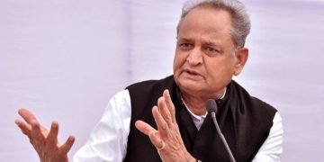 Ashok Gehlot Biography