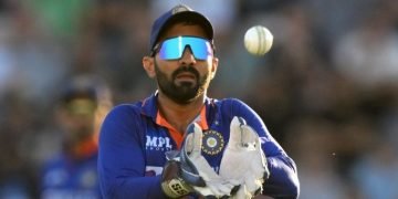 Dinesh Karthik Biography