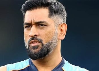 MS Dhoni Biography