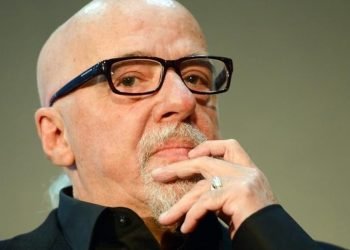 Paulo Coelho Biography