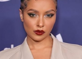 Kat Graham Biography.