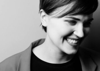 Veronica Roth Biography