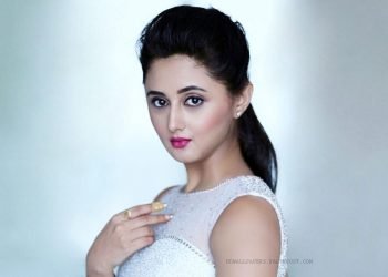 rashmi desai Biography
