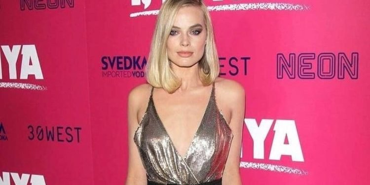 Margot Robbie Contact Number, Address, and All information