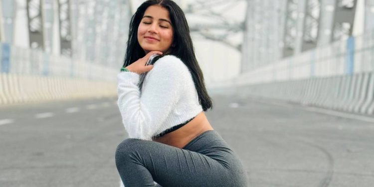 Artist Lucky Rajor Nails Killer Dance Moves in Instagram Trending Feed