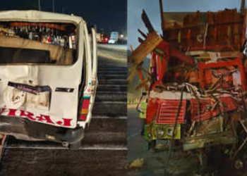 3 died and 8 injured on Mumbai Pune expressway