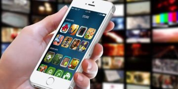 New Mobile Media: A New Avenue for Online Fraud