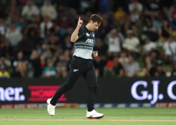 New Zealand Clinches Thrilling T20 Opener Against Sri Lanka by 8 Runs