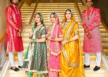 Nizam of Hyderabad Kin Sahebzadi Maheen shares Nawabi khada dupatta's pics on Media