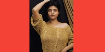 Joohi Pal Soars to New Heights with ‘Pocket Mein Aasman