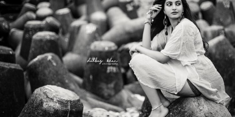 Khushboo Poddaar Biography