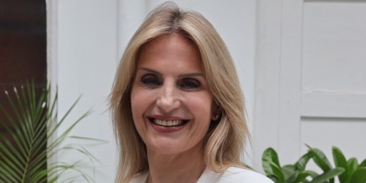 How a Single Woman Is Quietly Transforming the Lives of Global Billionaires