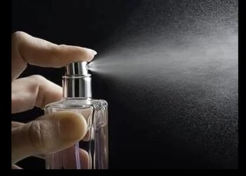 From Barbershop to Boardroom: The Renaissance of Classic Men's Cologne in the Modern Era