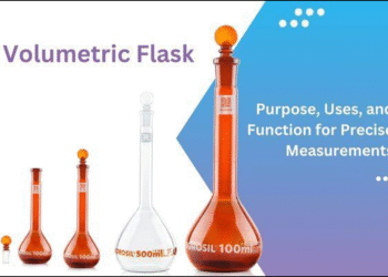 Choosing the Right Volumetric Flask for Your Experiments
