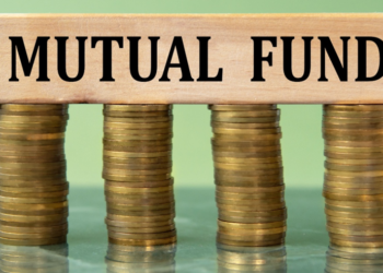 Essential Steps to Evaluate Mutual Fund Performance in 2026