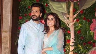Riteish Deshmukh gets emotional at the trailer launch, moved to tears while remembering his father; Genelia D'Souza's eyes also well up