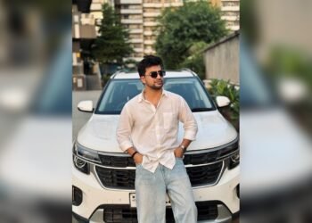 Dhruv Dogra Biography